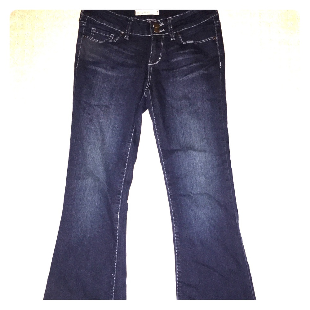 Woman’s  Bullhead Black flare jeans size 7